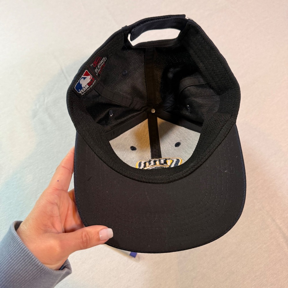 OC‎ Sports Milwaukee Brewers Hat OSFM Navy Blue MLB Baseball Team Adjustable EUC - Picture 6 of 6